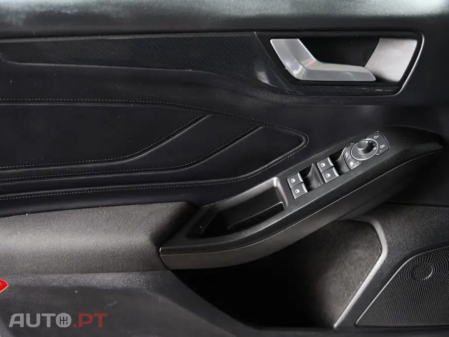 Ford Focus SW 1.0 EcoBoost ST-Line