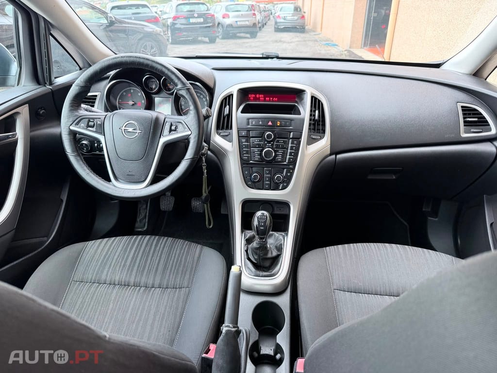 Opel Astra 1.3 CDTi Cosmo