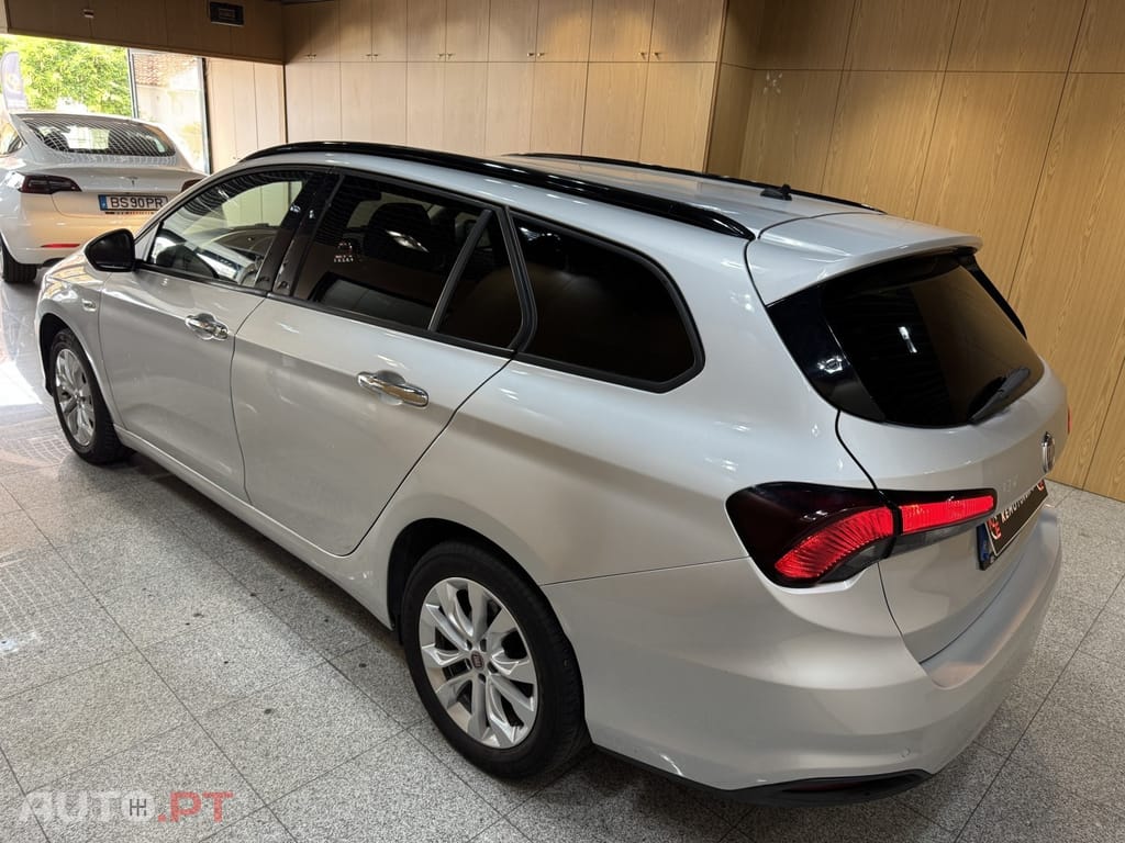 Fiat Tipo 1.3 M-Jet Lounge