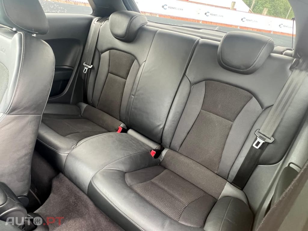 Audi A1 1.6 TDi S-line