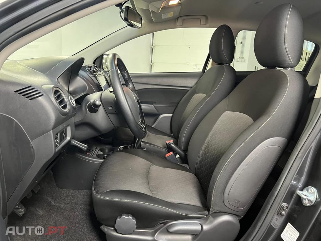 Mitsubishi Space Star 1.2 Connect Edition INTENSE