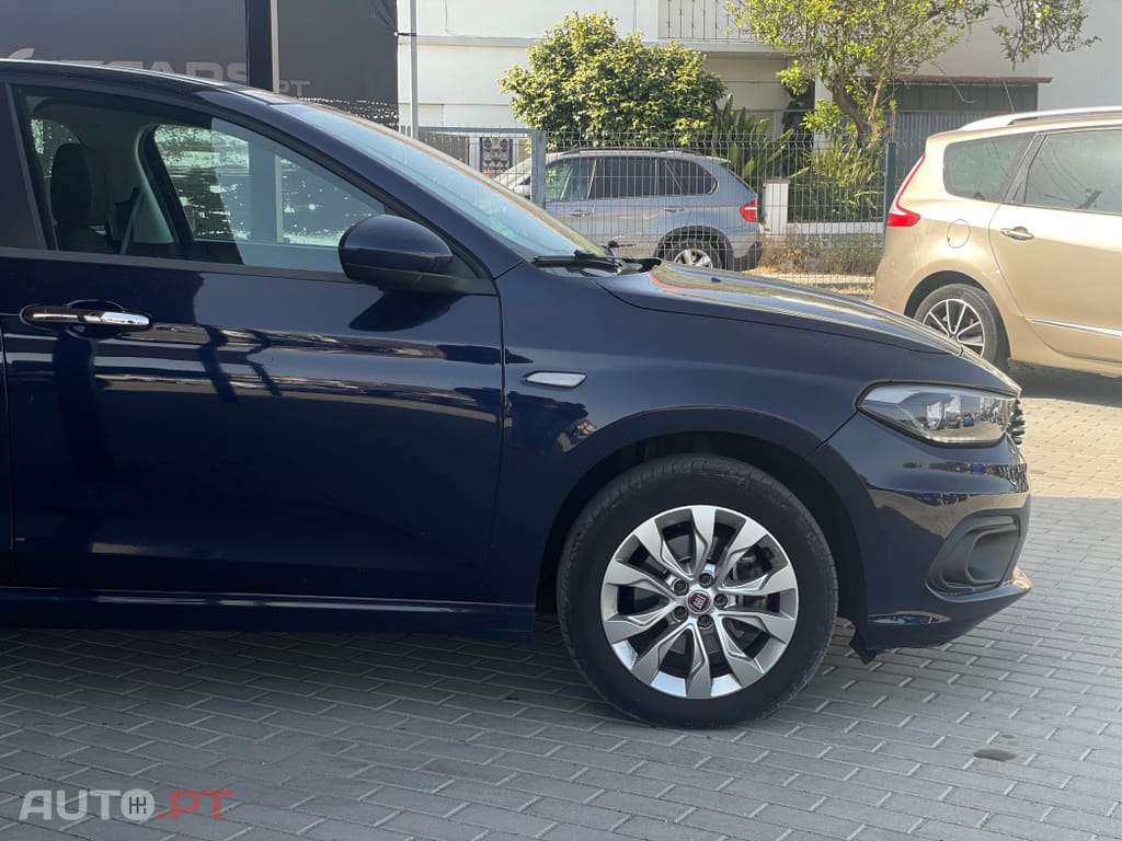 Fiat Tipo 1.3 M-Jet Lounge