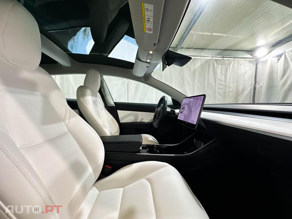 Tesla Model 3 Long-Range Dual Motor AWD
