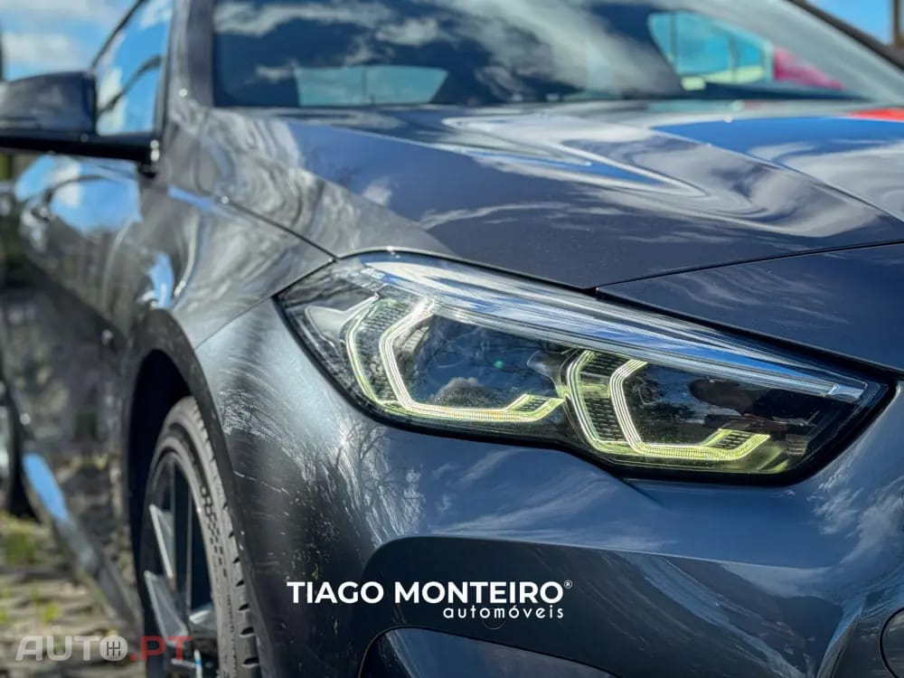 BMW 218 i Pack Desportivo M
