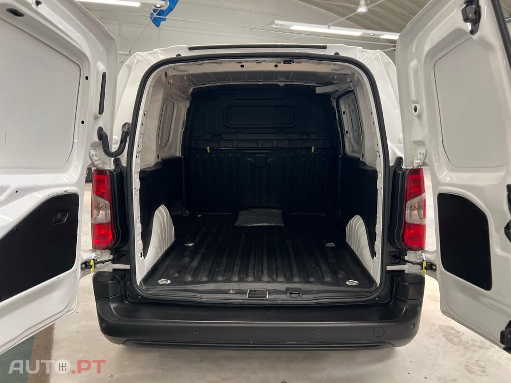 Peugeot Partner 1.5 BlueHDi Premium Standard