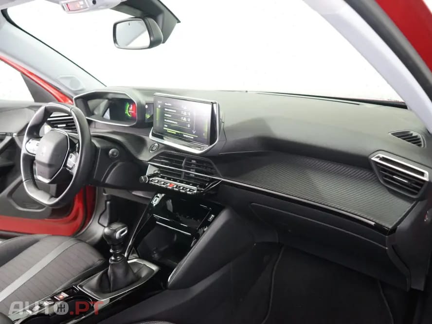 Peugeot 2008 1.2 PureTech Allure