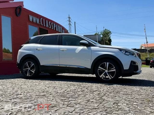Peugeot 3008 1.5 BlueHDi Allure