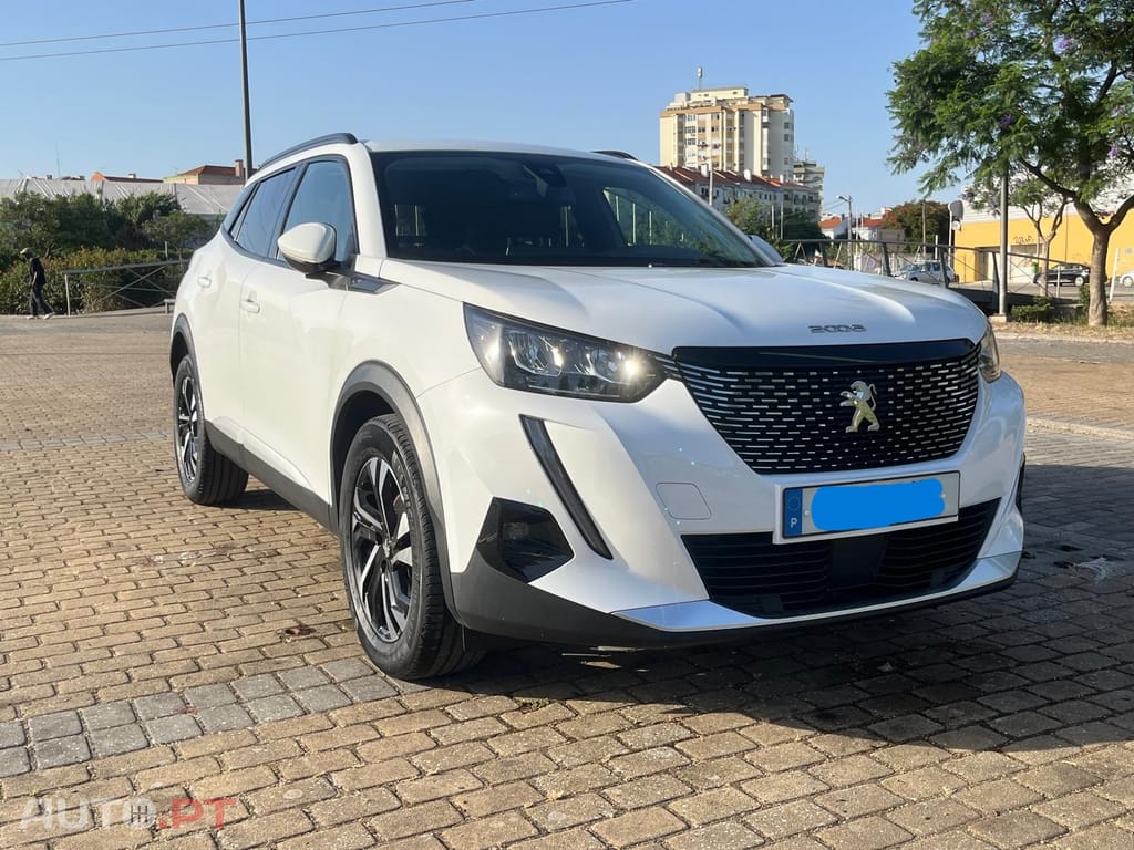 Peugeot 2008 1.2 PureTech Allure