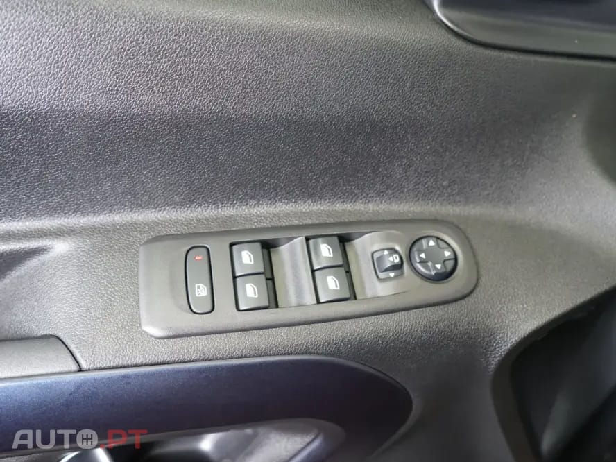 Peugeot Rifter 1.2 PureTech Allure