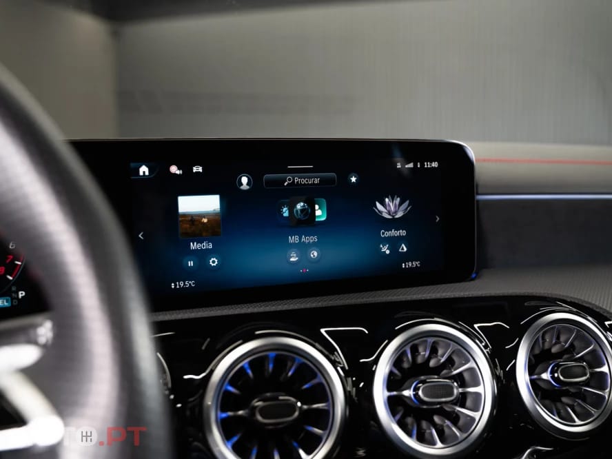 Mercedes-Benz CLA 250 e Shooting Brake AMG Line