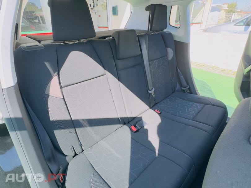 Peugeot 2008 1.2 PureTech Style