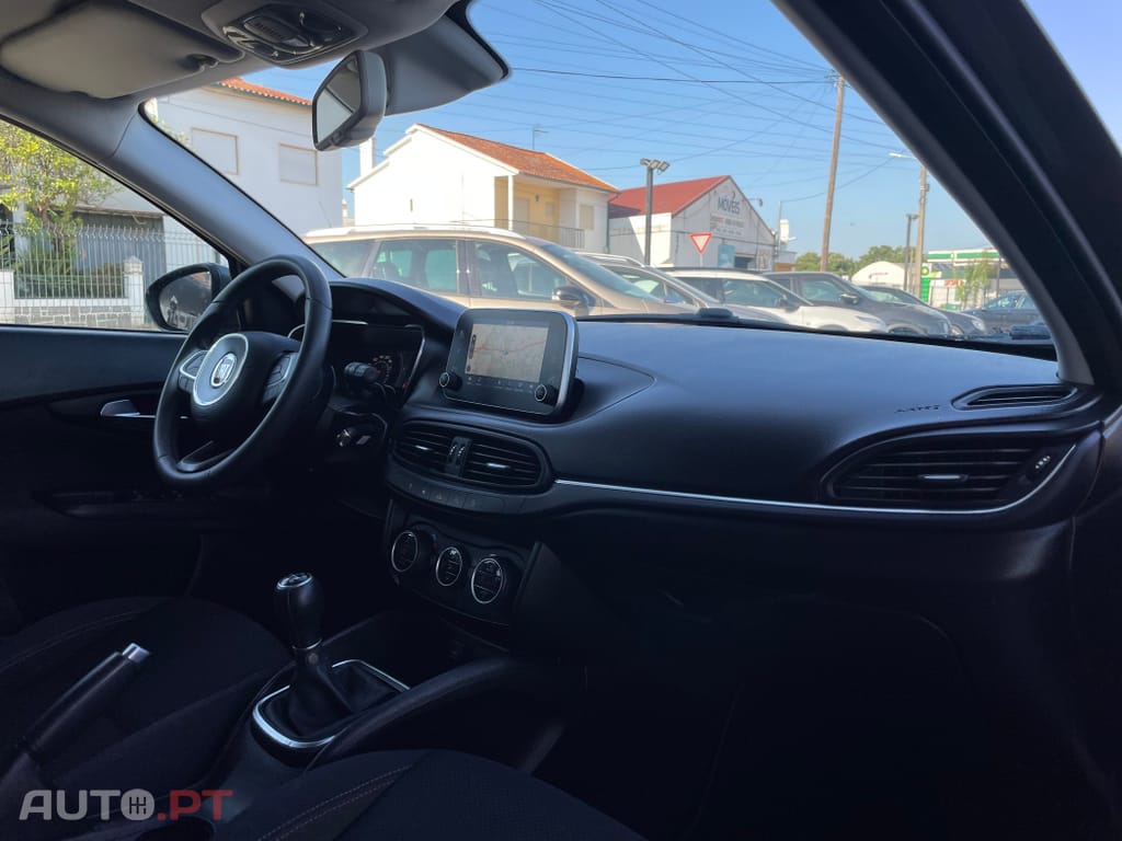 Fiat Tipo 1.3 M-Jet Lounge