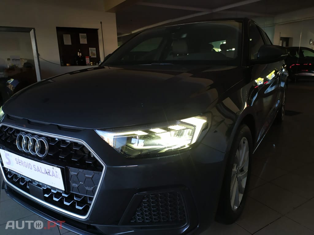 Audi A1 1.0 TSFI 30 116 CV