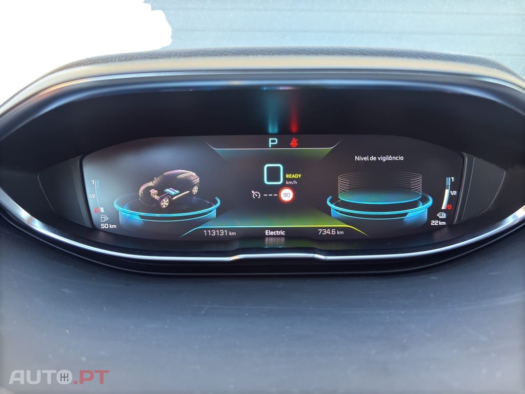 Peugeot 3008 1.6 Hybrid Allure e-EAT8