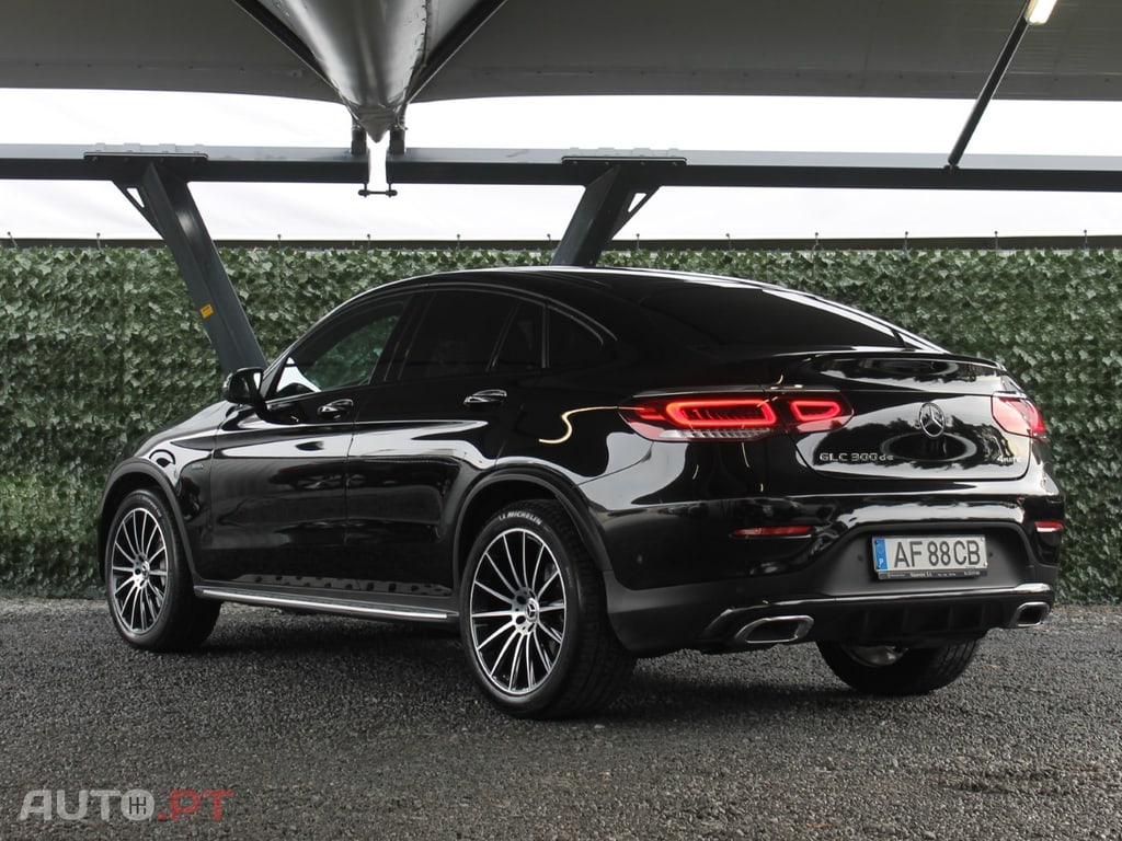 Mercedes-Benz GLC 300 de Coupé 4Matic AMG