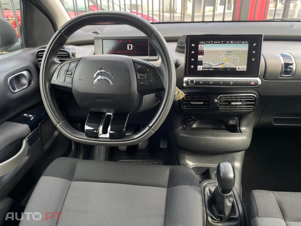 Citroen C4 Cactus 1.2 PureTech Shine