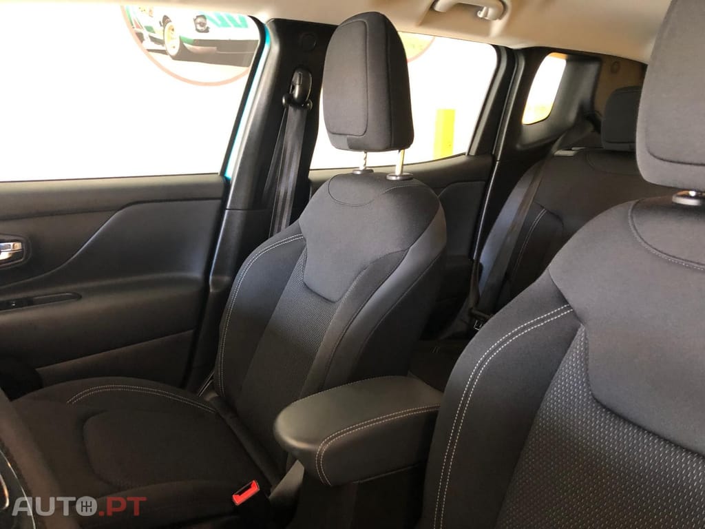 Jeep Renegade 1.0 T Night Eagle