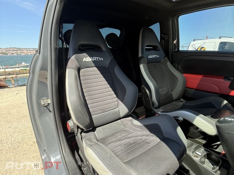 Abarth 595 1.4 T-Jet Competizione MTA