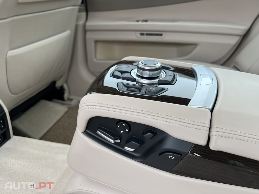 BMW 750 Li