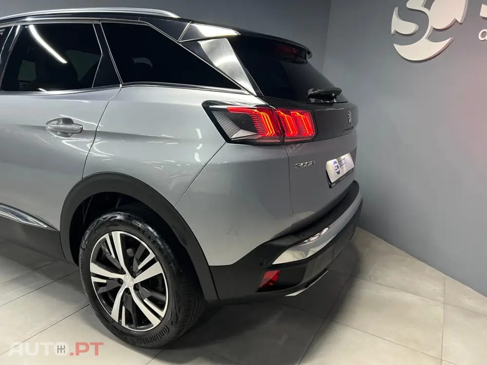 Peugeot 3008 1.6 Hybrid GT Pack e-EAT8