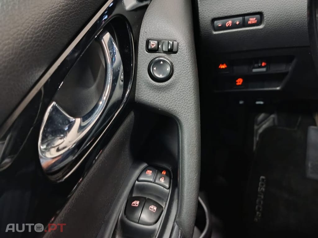 Nissan Qashqai 1.5 DCI N-CONNECTA 18