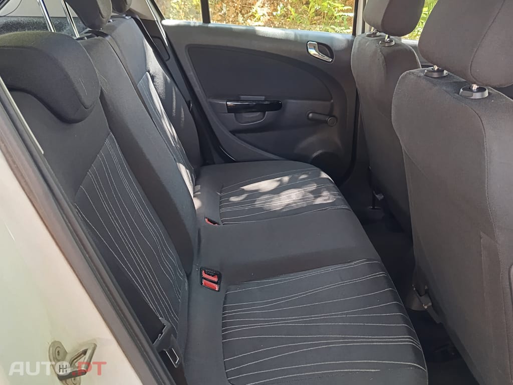 Opel Corsa 1.3 CDTi Enjoy EcoFLEX