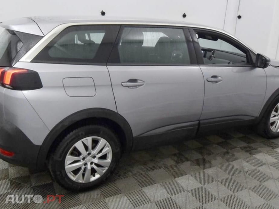 Peugeot 5008 BlueHDI 130 EAT8 Allure Business-Pack