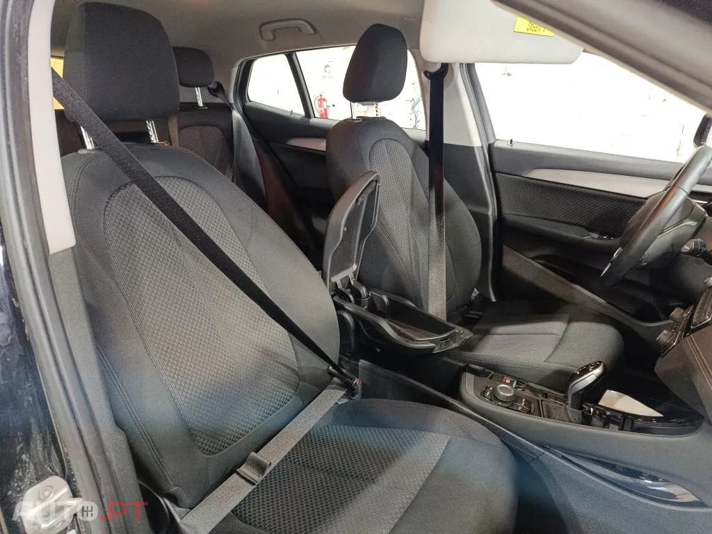BMW X2 18 d sDrive Auto