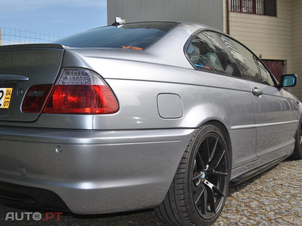 BMW 330 E46