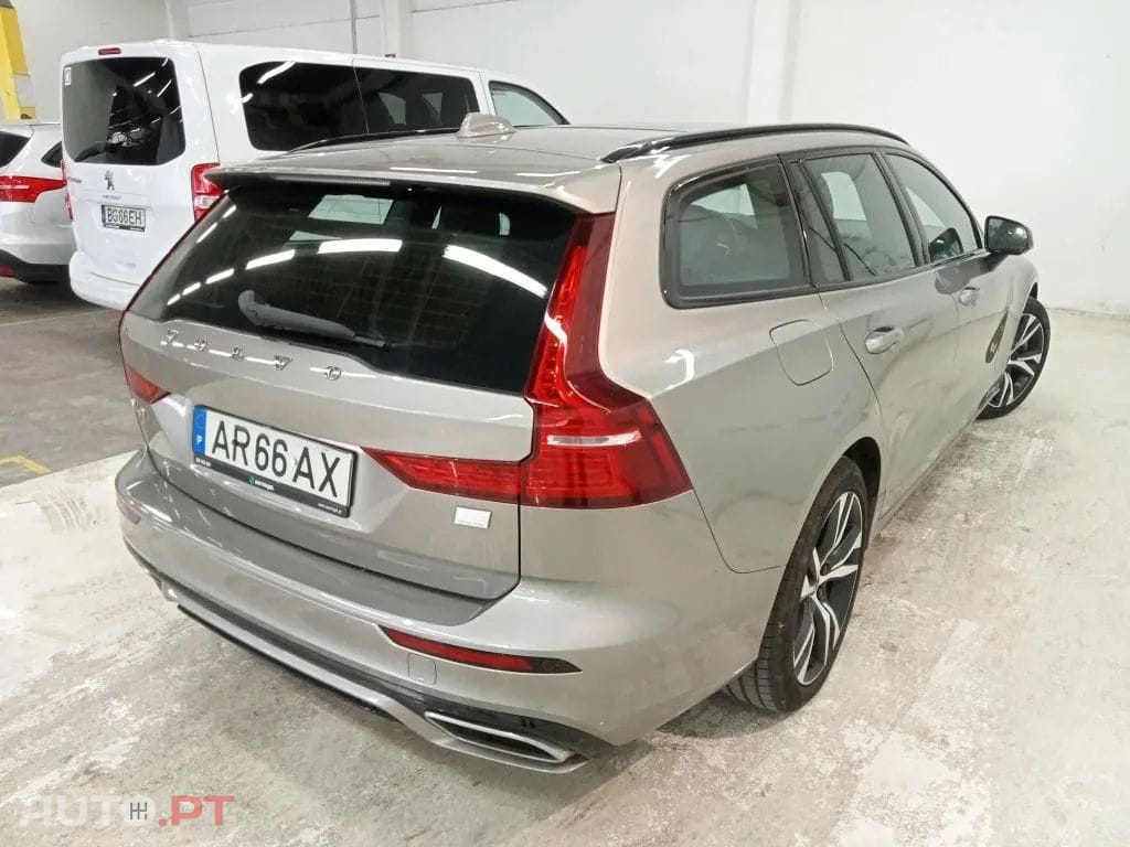 Volvo V60 2.0 T6 AWD TE R-Design