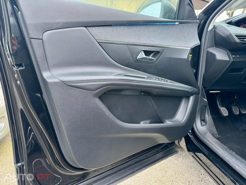 Peugeot 3008 1.5 BlueHDi Allure Pack