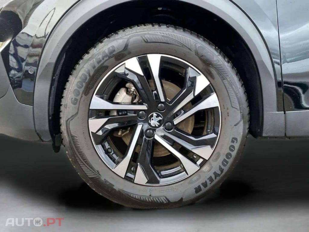 Peugeot E-2008 GT I.V.A DEDUTÍVEL 