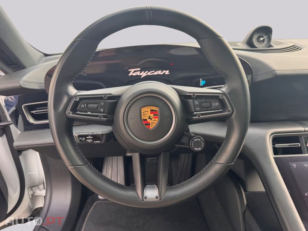 Porsche Taycan 92 % I.V.A DEDUTIVEL 