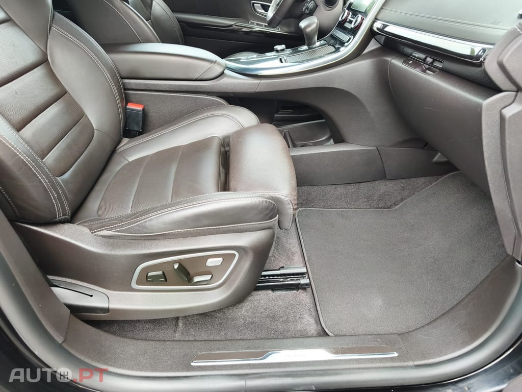 Renault Espace 1.6 dCi Initiale Paris EDC