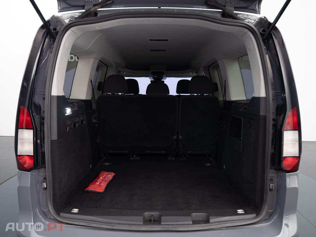 Ford Tourneo Grand 2.0 TDCi Active