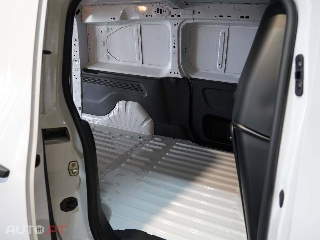 Fiat Doblo 1.5 BlueHDi Maxi EAT8