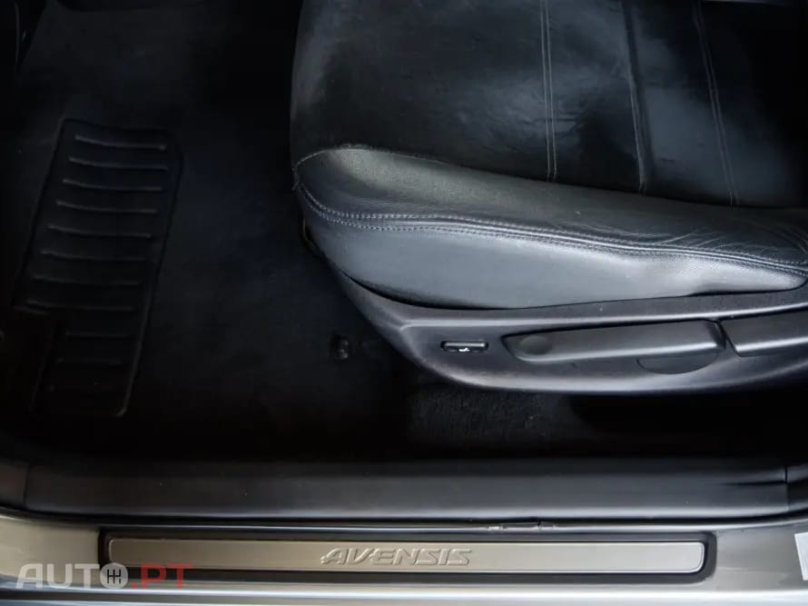 Toyota Avensis SD 2.0 D-4D Exclusive