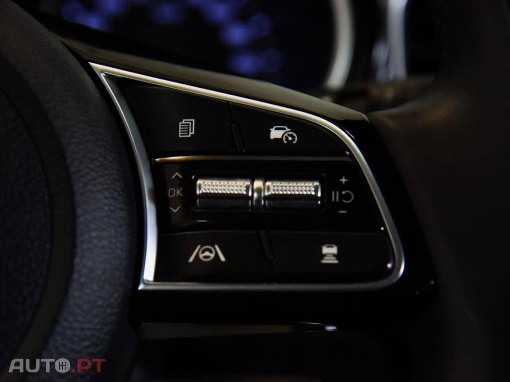 Kia Ceed SW 1.6 CRDi DCT7 (48V Mild-Hybrid)