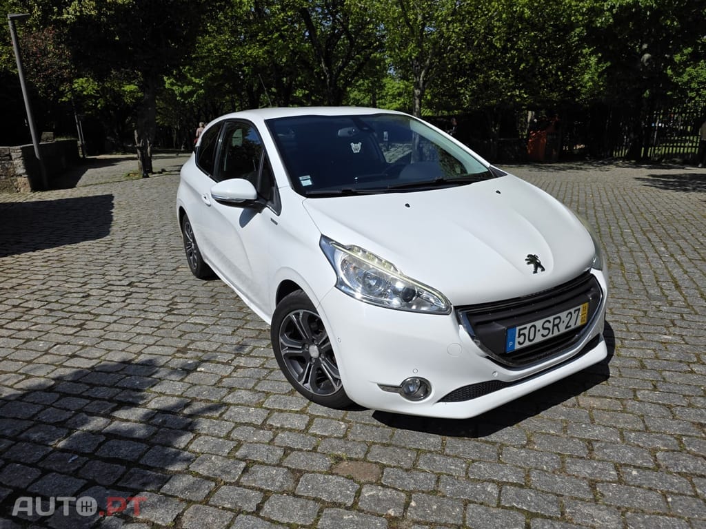 Peugeot 208 1.6 e-HDi Ice Velvet
