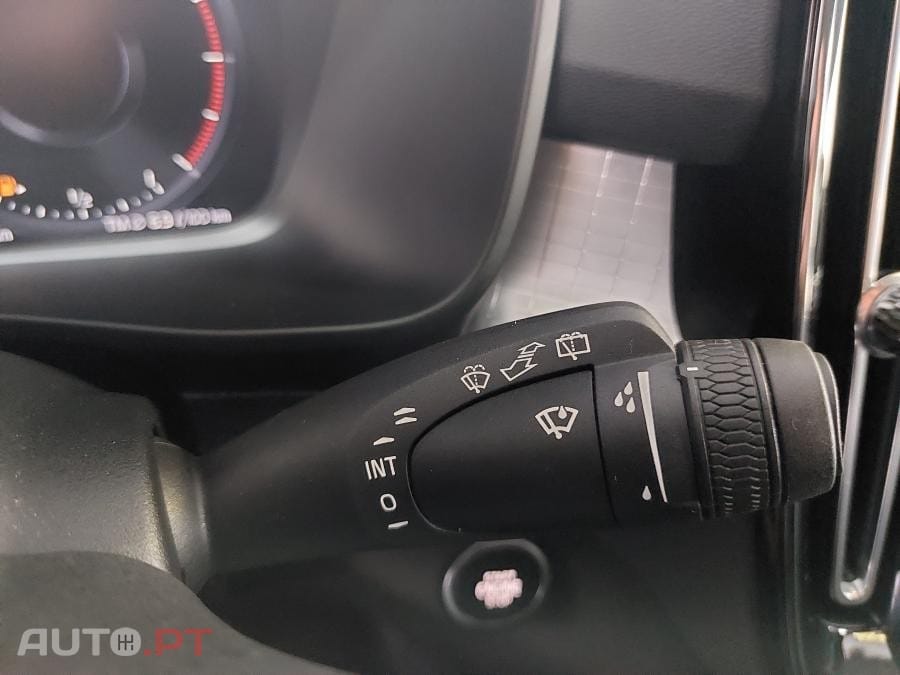 Volvo XC40 2.0 D3 Momentum