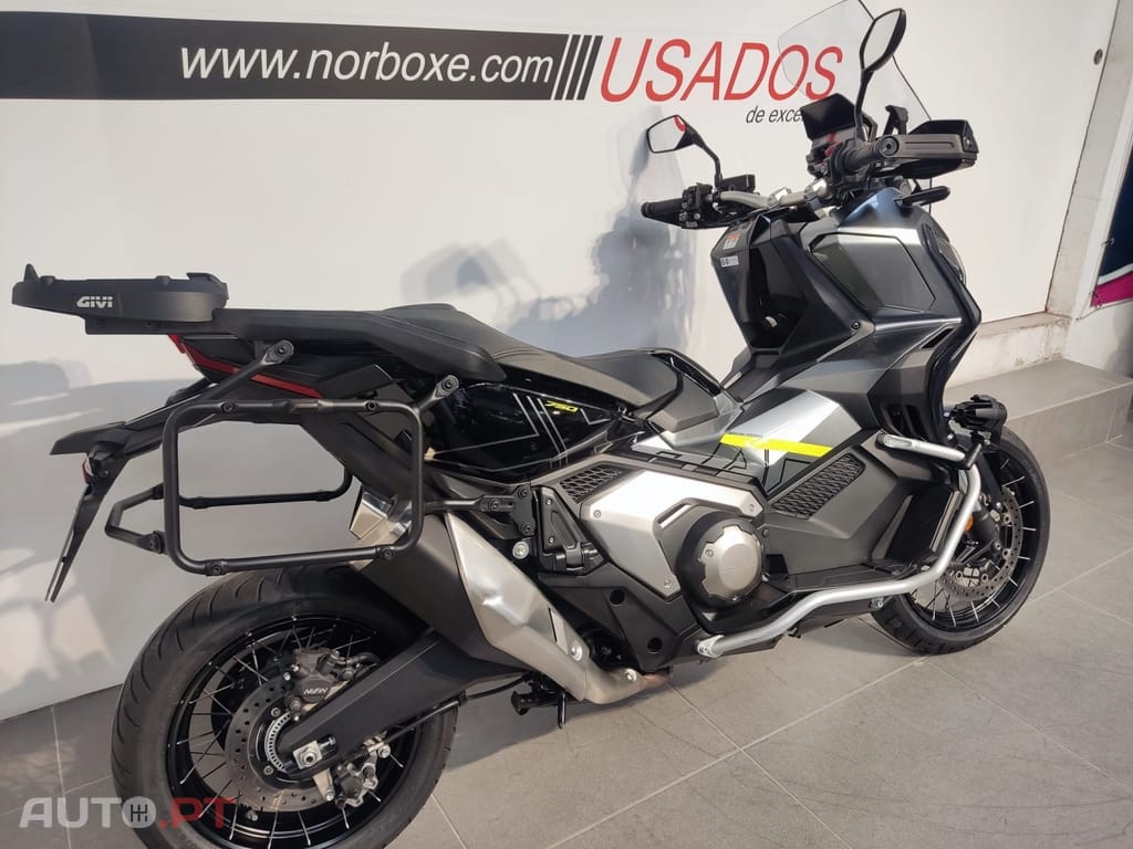 Honda ADV 750