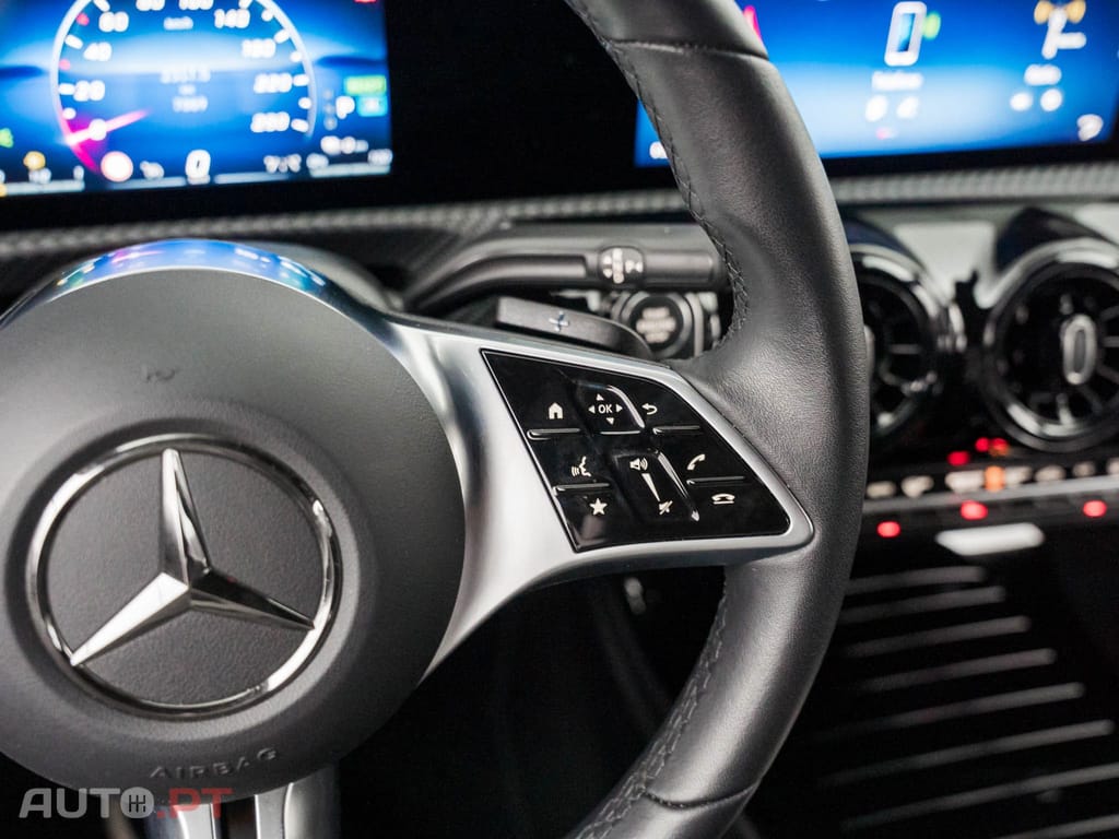 Mercedes-Benz A 250 e