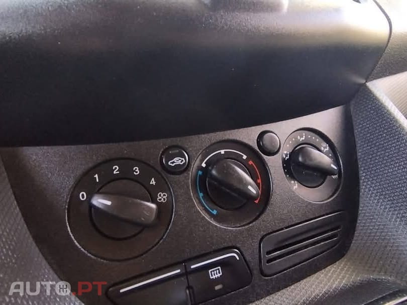 Ford Transit Connect Connect 1.6 TDCi 210 L2 Trend