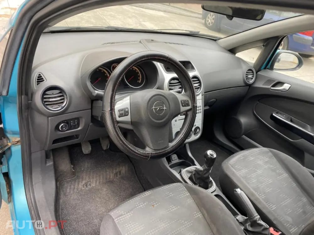Opel Corsa 1.2 Enjoy