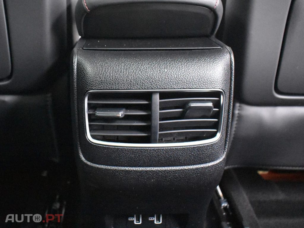 MG EHS I.V.A DEDUTIVEL PHEV 1.5 T-GDI Luxury 
