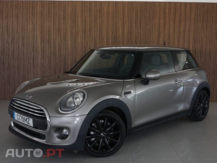MINI Cooper One Blackyard