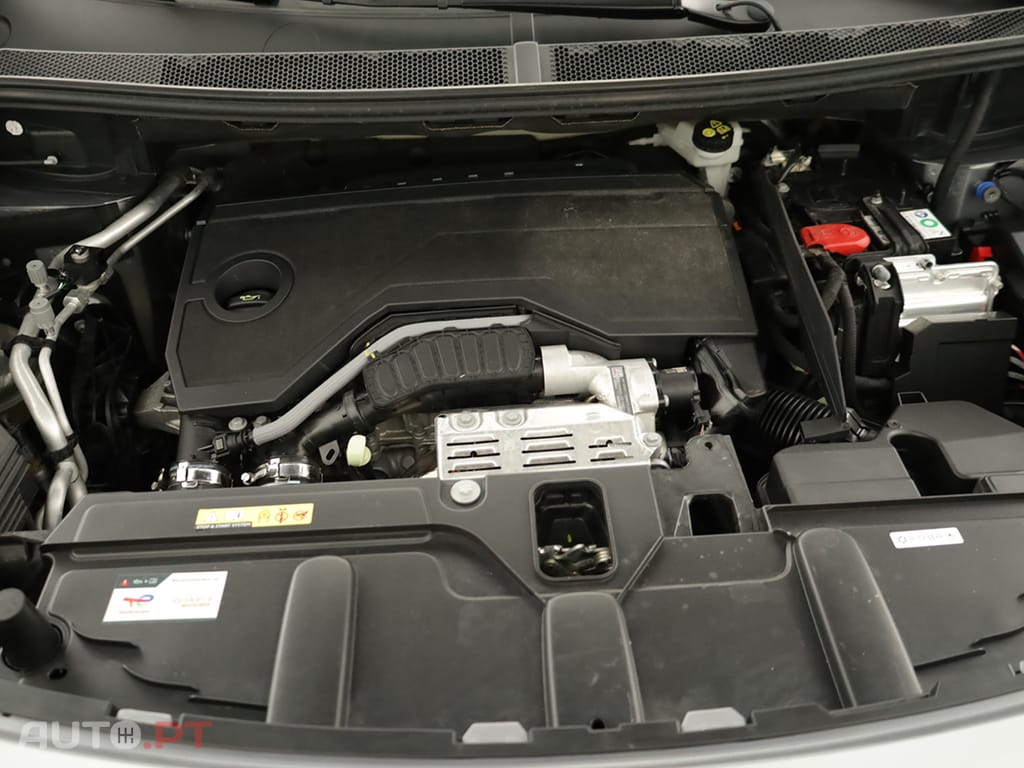 Peugeot 3008 3008 1.2 Hybrid GT e-DCS6