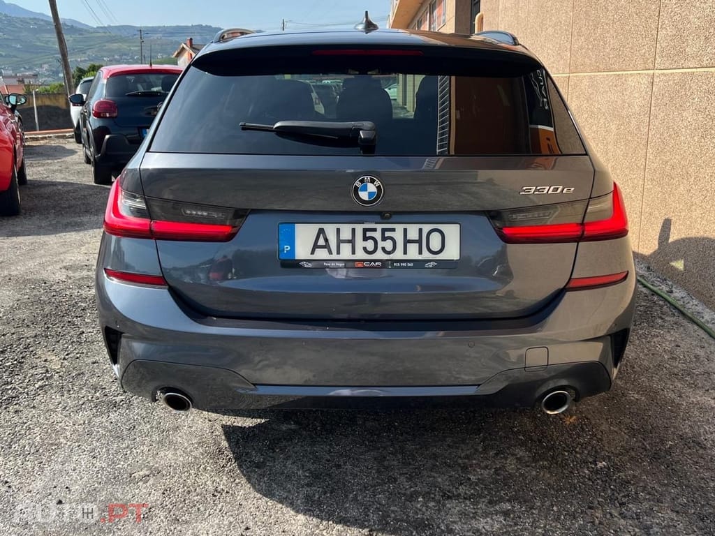 BMW 330 E Touring Pack M Auto