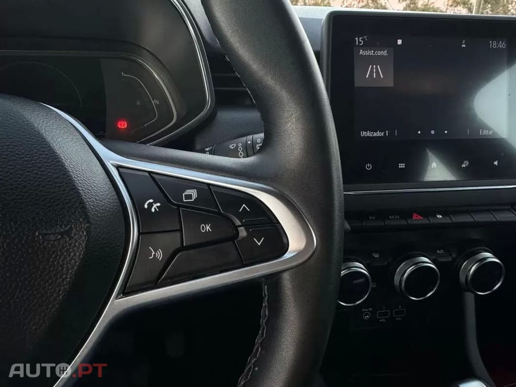 Renault Clio 1.6 E-Tech Intens