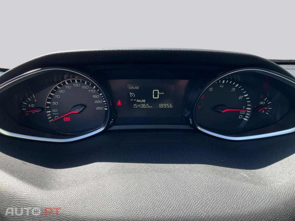 Peugeot 308 1.2 VTi Access